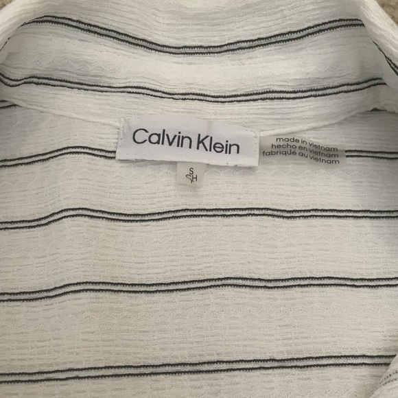 Calvin Klein button up - Picture 3 of 4
